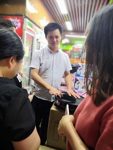 深圳市企叮咚商業策劃服務 以專業企業信息策劃，驅動品牌價值增長